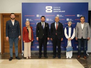 Ak Parti Tepebaşı Heyetinden Başkan Küpeli’ye Ziyaret