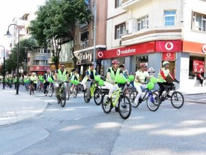 Bağımlılıkla Mücadele İçin Pedal Çevirdiler