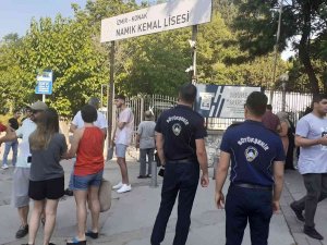 İ̇zmir’de Öğrencilere Yks Desteği