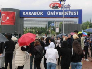 Bu Sefer Tedbirli Davranıp Sınava Vaktinde Geldiler