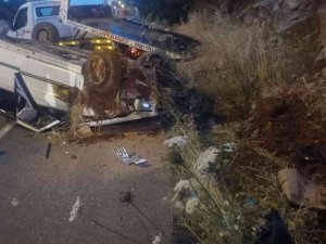 Devrilen Araçtaki 1’i Bebek 5 Kişi Yaralandı