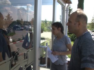 Sınava Geç Kalan Kızı İçin Dakikalarca Dil Döktü