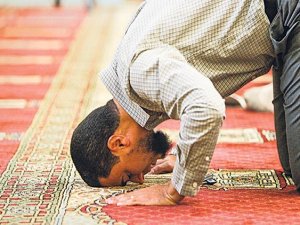 Ramazan'da en popüler soru ‘sabah namazı kaç rekat?' oldu