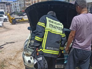 Seyir Halindeki Otomobil Alev Aldı