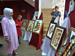El Emekleri Görücüye Çıktı