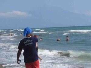Cankurtaranlar Rip Akıntısı Uyarısı Yaptı Vatandaşlar Dinlemedi
