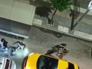 Elazığ’da Trafikte Yol Verme Kavgasında Yumruklar Konuştu