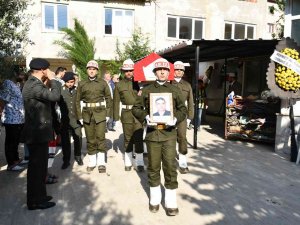 Beyin Kanamasından Hayatını Kaybeden Kıbrıs Gazisi Son Yolculuğuna Uğurlandı