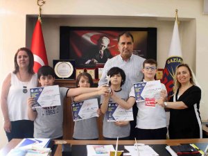 Gaziantep Kolej Vakfı’na ’’Yükselen Yıldızlar’’ Ödülü