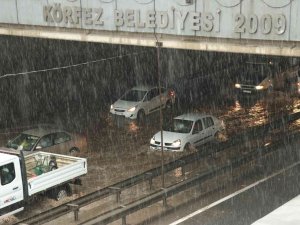 Kocaeli’de Sağanak Hayatı Felç Etti