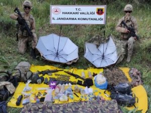 Şemdinli’de 2 Teröristin Etkisiz Hale Getirildiği Operasyonda Silah, Mühimmat Ve Patlayıcı Ele Geçirildi