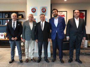 Ahmet Nur Çebi’den, Tff Başkanı Mehmet Büyükekşi’ye Ziyaret