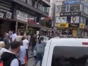 Çekmeköy’de Bir Çocuğu Taciz Ettiği İddia Edilen Şahsa Meydan Dayağı