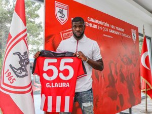 Samsunspor Gaetan Laura İle 3+1 Yıllık Sözleşme İmzaladı