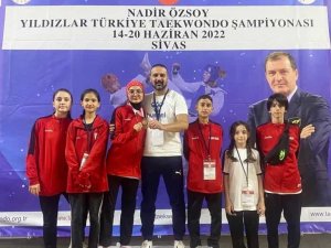 Elif Alış, Yıldızlar Türkiye Tekvando Şampiyonası’nda 3. Oldu