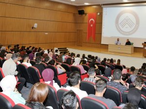 Çakü’de İş Dünyasının Deneyimleri Öğrencilere Aktarıldı