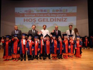 Gül Kreş Adası’nın Minikleri Mezun Oldu