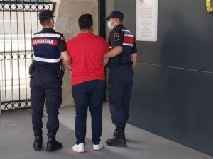 İ̇zmir’de Jandarmadan Terör Operasyonu: 6 Gözaltı