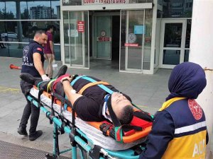Karabük’te 4 Metre Yükseklikten Düşen Kişi Yaralandı