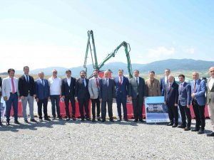 Yalova Makine Osb’de Fabrika Temelleri Atılmaya Devam Ediyor