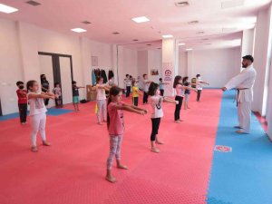 Denizli’de Yaz Spor Okullarına Yoğun İlgi