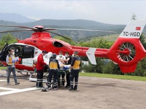 Kalp Krizi Geçiren Hasta Helikopter Ambulansla Sevk Edildi
