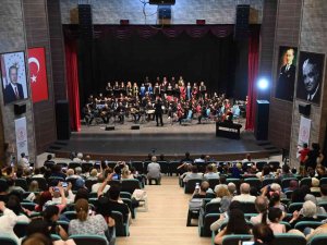 Süleymanpaşa Belediye Konservatuvarı Yeni Mezunlarını Uğurladı