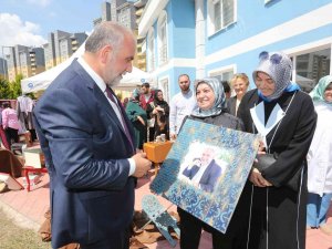 Canik’te Kursiyerler Hazırladığı El Emeği Ürünleri Sergiliyor