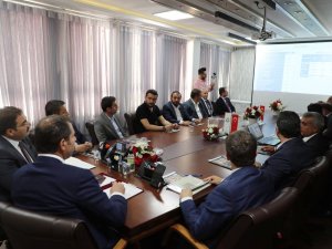Vali Ayhan Canpolat’ı Hizmetlerinden Dolayı Tebrik Etti