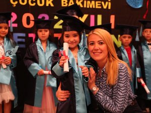 Merkezefendi’ye Kazandırılan Çocuk Bakım Evinin İlk Minikleri Mezun Oldu