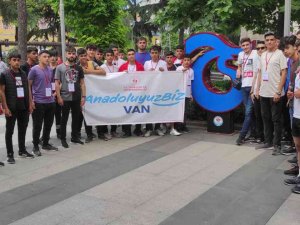 “Anadoluyuz Biz” Projesi Kapsamında Vanlı Gençler Trabzon’u Ziyaret Etti