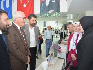 Uşak’ta ’Genç Nesiller Yarışıyor’ Proje Yarışmasında Ödüller Sahiplerini Buldu