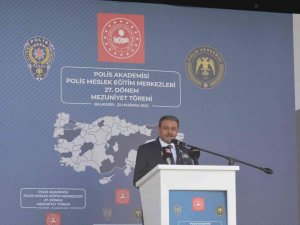 Bakan Soylu, Orman Yangın Alanından Polis Okulu Öğrencilerine Seslendi