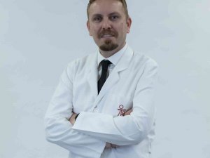 Yaz Tatilinde Çocuklarda Enfeksiyonlara Ve Güneş Yakınlarına Dikkat