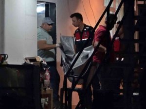 Eşini Ve 2 Çocuğunu Öldürüp Kendini Yaralayan Şahıs Hastanede Öldü