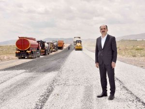 Başkan Altay: “2022’de İlçelerdeki Yollara 900 Milyon Lira Yatırım Yapıyoruz”