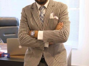 Ünlü Jinekolog Op. Dr. Şen: "Jinekolojik Problemlere Yakalanmamak İçin Bol Su İçin Ve Hijyenden Taviz Vermeyin"