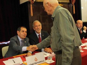 Galatasaray Divan Kurulu Toplantısı Başladı