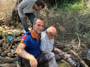 Kaybolan 90 Yaşındaki Alzheimer Hastası Afad Tarafından Bulundu