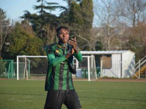 Rasheed Akanbi Resmen Fc Sheriff’te