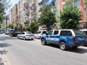 Kaldırımlara Bırakılan Motosikletlerle İlgili Uygulama Yapıldı