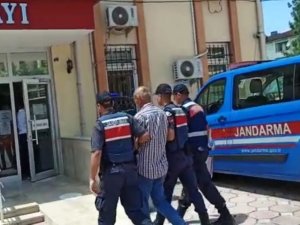 10 Yıl Hapis Cezasıyla Aranan Firari Sanık, Jandarma Ekipleri Tarafından Yakalandı