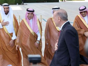 Cumhurbaşkanı Erdoğan, Suudi Arabistan Veliaht Prensi Selman’ı Resmi Törenle Karşıladı