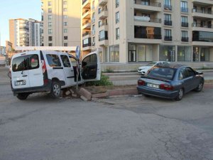 Elazığ’da Trafik Kazası: 6 Yaralı