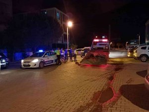 İ̇zmir’de Taklalar Atarak Metrelerce Sürüklenen Motosikletin Sürücüsü Öldü