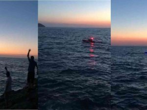 Denizin Ortasında Dakikalarca Yaşam Savaşı Verdi