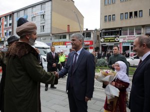 Kültür Ve Turizm Bakan Yardımcısı Alpaslan, Bayburt Valiliği’ni Ziyaret Etti