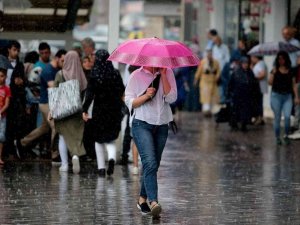 Hava Sıcaklıkları Düşüyor Yağışlar Devam Edecek
