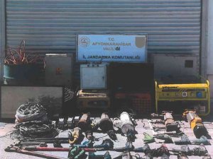 Hırsızlık Şebekesine Jandarmadan Büyük Darbe: 13 Kişi Tutuklandı