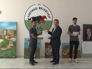 Belediye Binası Öğrencilerin Eserleriyle Renklendi